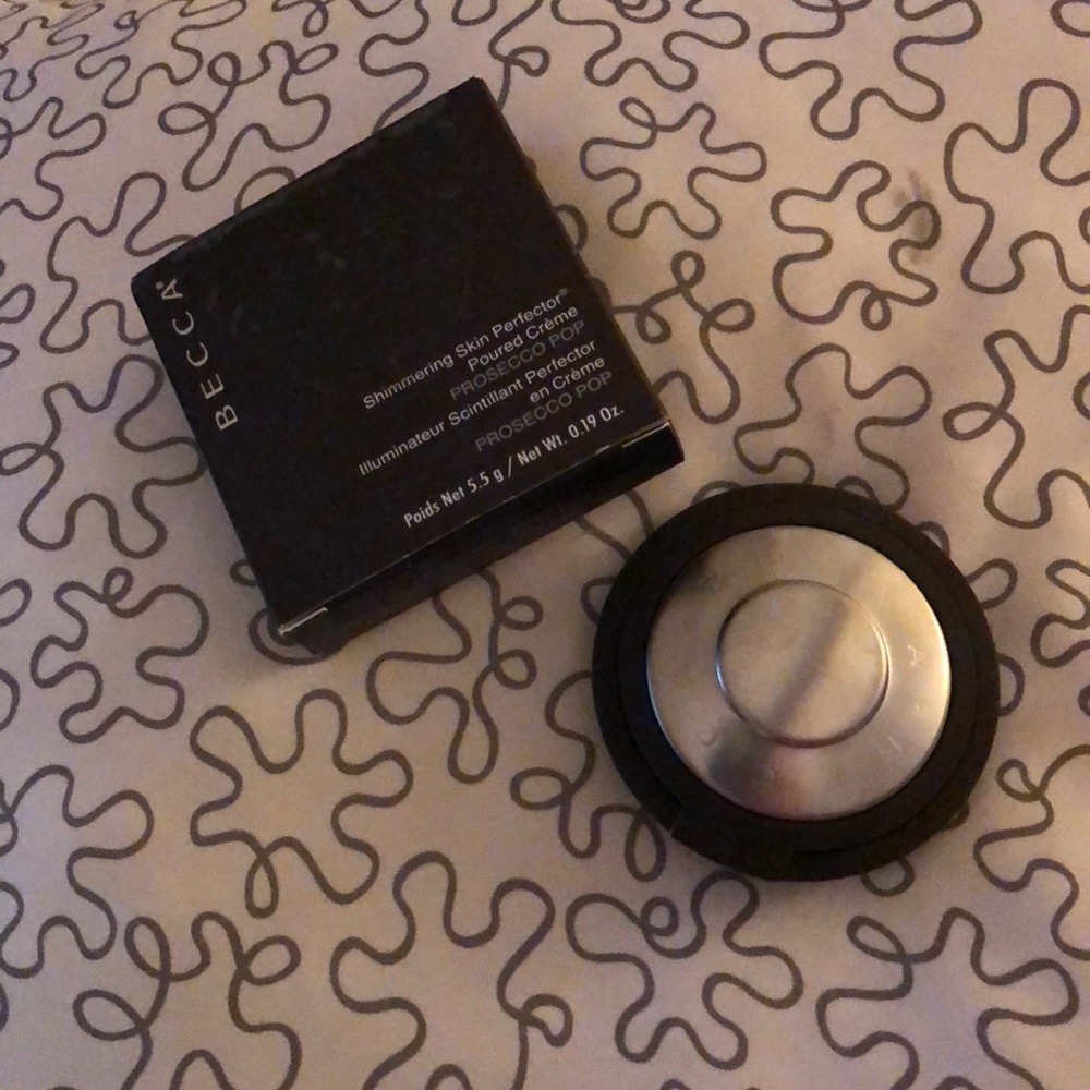 Becca Shimmering Skin Perfector